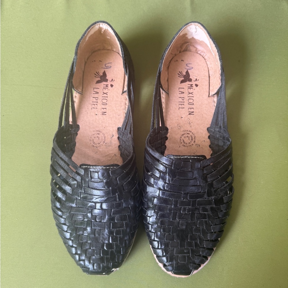 Black Leather Huaraches